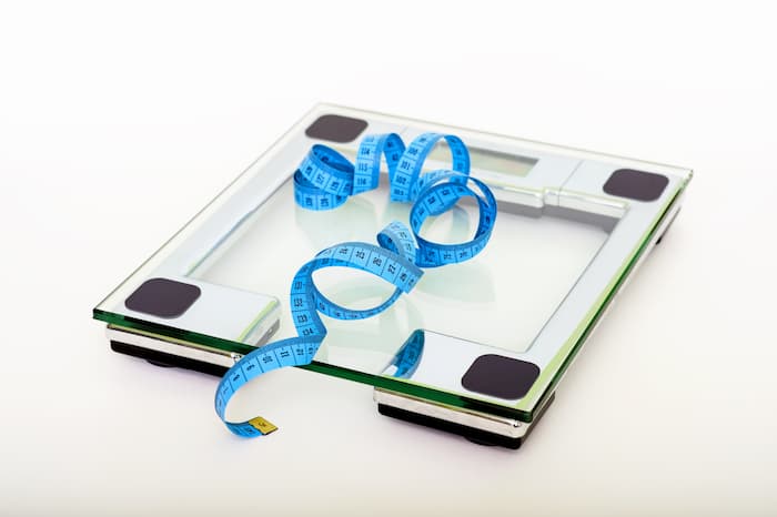 weight loss vs fat loss - scales and tape measure - W10 Personal Training Gym